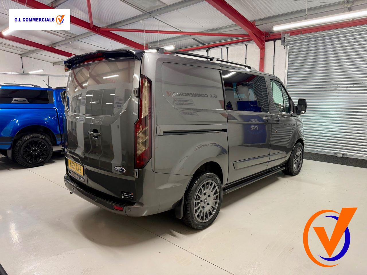 Ford Transit Custom 2.0 300 EcoBlue Limited Crew Van Double Cab 5dr Diesel Manual L1 H1 Euro 6 (s/s) (6 Seat) (130 ps)