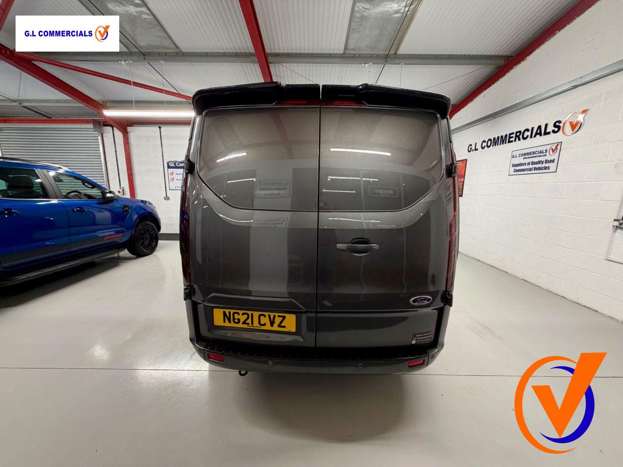 Ford Transit Custom 2.0 300 EcoBlue Limited Crew Van Double Cab 5dr Diesel Manual L1 H1 Euro 6 (s/s) (6 Seat) (130 ps)