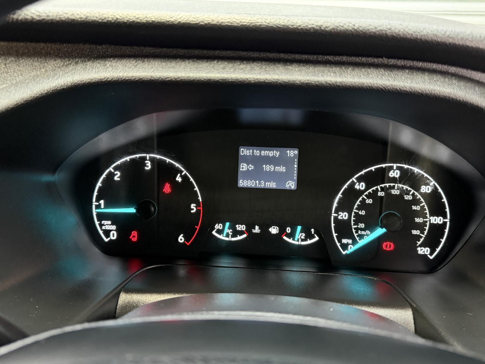 2023 Ford Transit Custom 2.0 300 EcoBlue Leader Panel Van 5dr Diesel Manual L2 H1 Euro 6 (s/s) (130 ps) - Thumbnail 10
