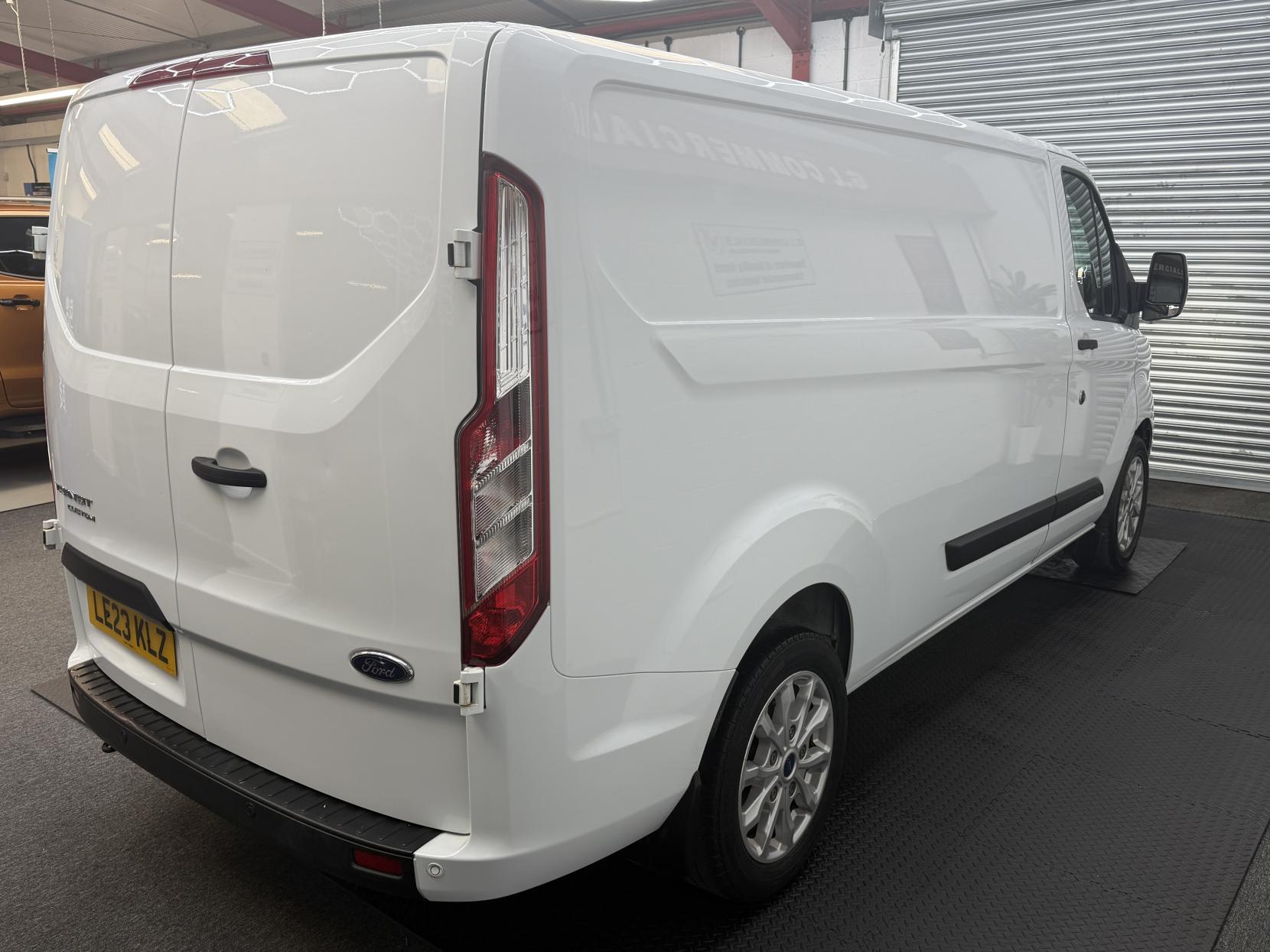 Ford Transit Custom 2.0 320 EcoBlue Trend Panel Van 5dr Diesel Manual L2 H1 Euro 6 (130 ps)