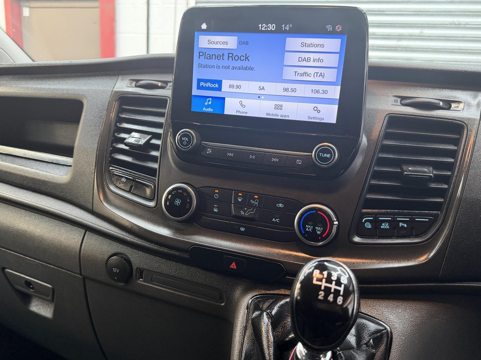 Ford Transit Custom 2.0 320 EcoBlue Trend Panel Van 5dr Diesel Manual L2 H1 Euro 6 (130 ps)