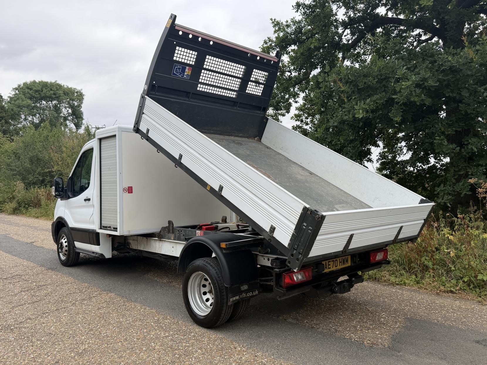 2020 Ford Transit 2.0 350 EcoBlue Leader Tipper 2dr Diesel Manual RWD L2 Euro 6 (s/s) (1-Stop) (130 ps) - Thumbnail 5
