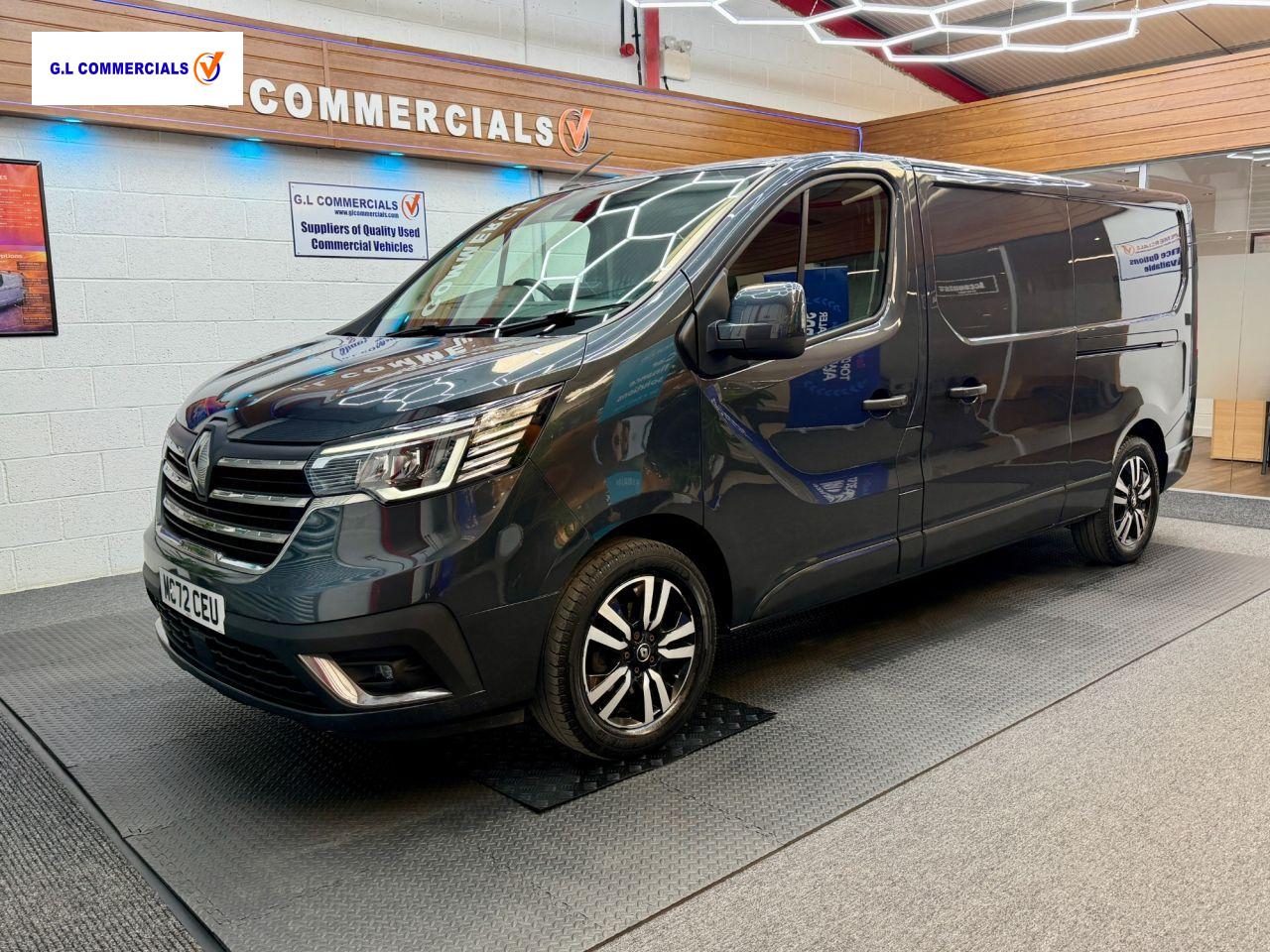 Renault Trafic 2.0 dCi Blue LL30 Sport+ Panel Van 5dr Diesel Manual L2 H1 Euro 6 (s/s) (150 ps)