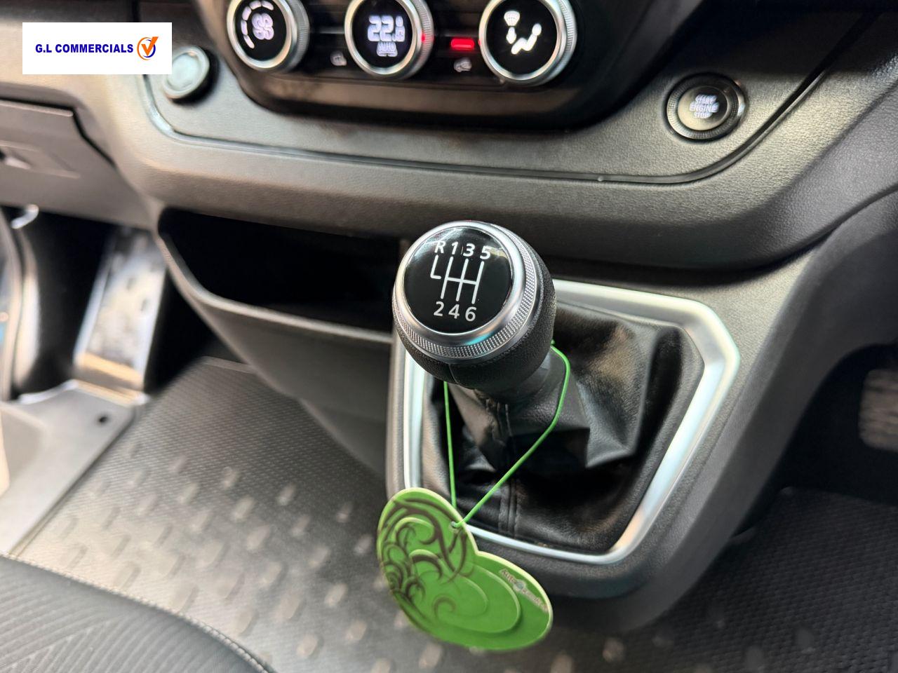 Renault Trafic 2.0 dCi Blue LL30 Sport+ Panel Van 5dr Diesel Manual L2 H1 Euro 6 (s/s) (150 ps)