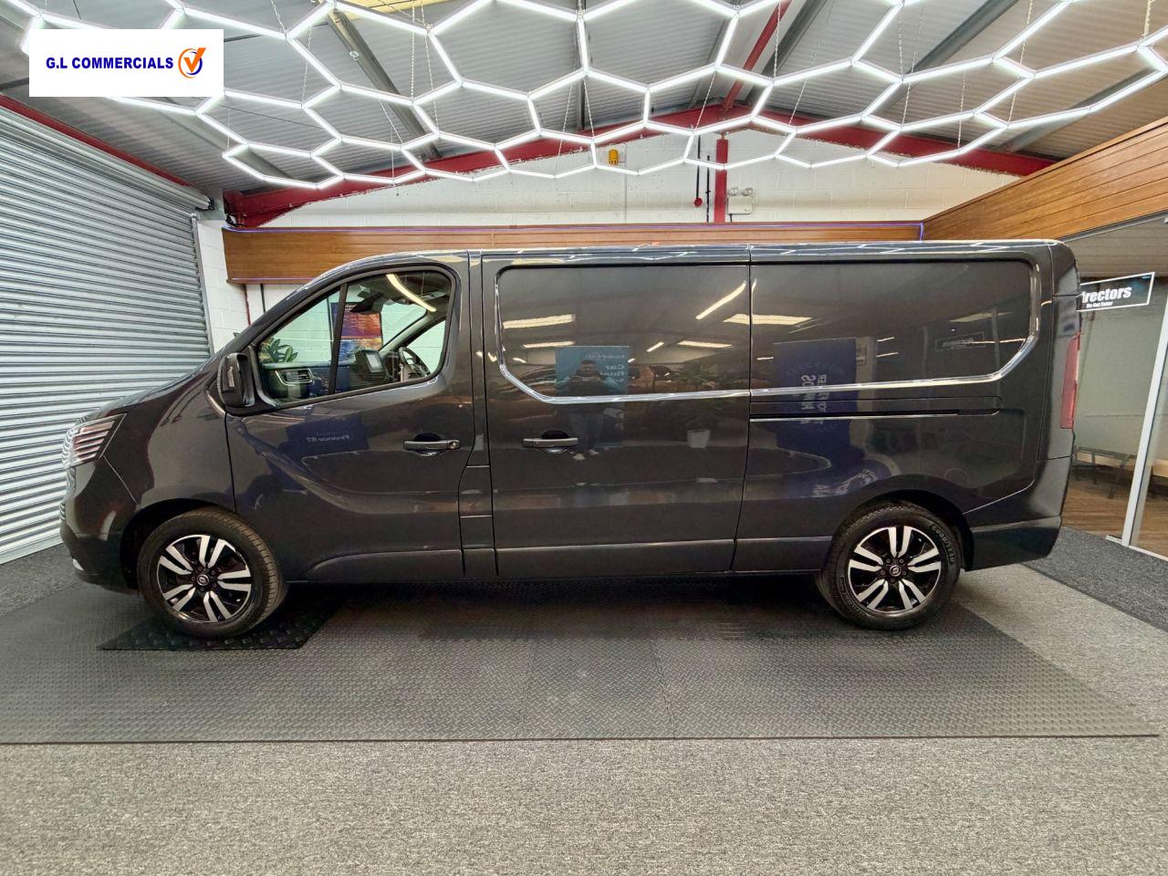 Renault Trafic 2.0 dCi Blue LL30 Sport+ Panel Van 5dr Diesel Manual L2 H1 Euro 6 (s/s) (150 ps)