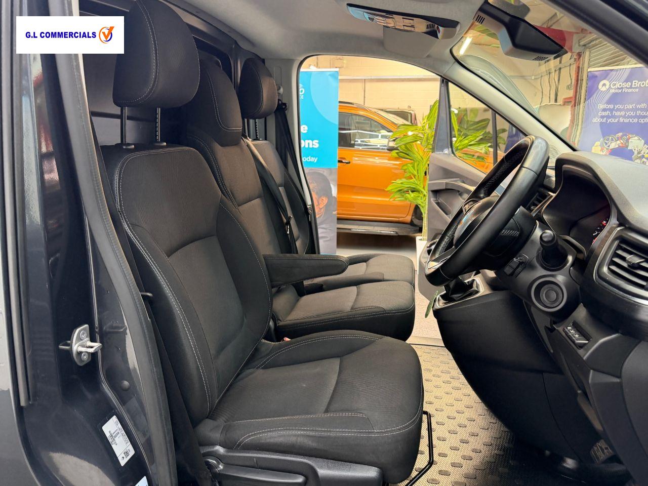 Renault Trafic 2.0 dCi Blue LL30 Sport+ Panel Van 5dr Diesel Manual L2 H1 Euro 6 (s/s) (150 ps)