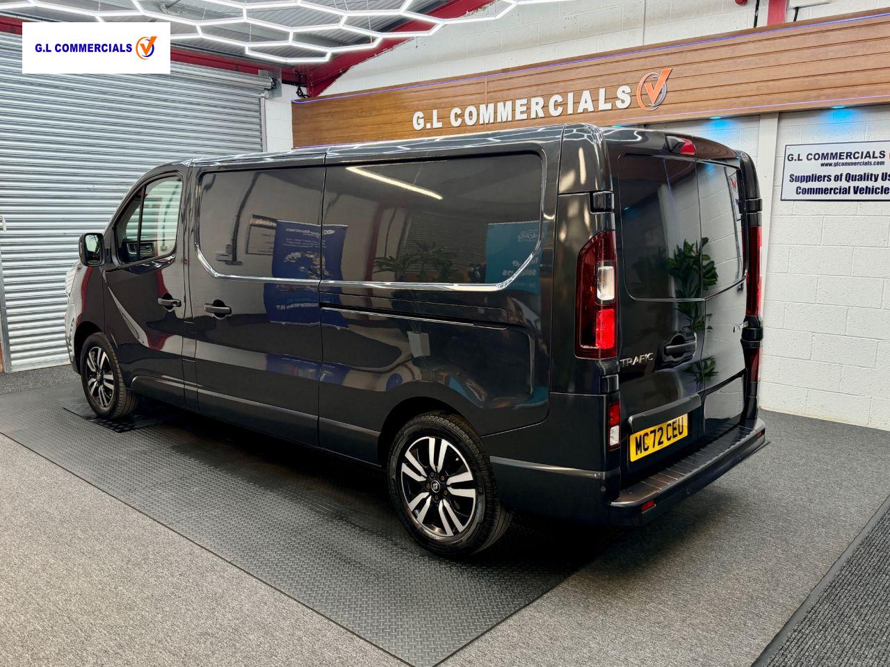 Renault Trafic 2.0 dCi Blue LL30 Sport+ Panel Van 5dr Diesel Manual L2 H1 Euro 6 (s/s) (150 ps)