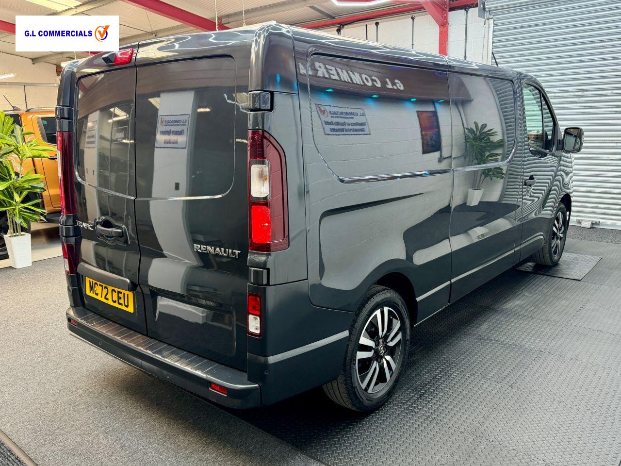 Renault Trafic 2.0 dCi Blue LL30 Sport+ Panel Van 5dr Diesel Manual L2 H1 Euro 6 (s/s) (150 ps)