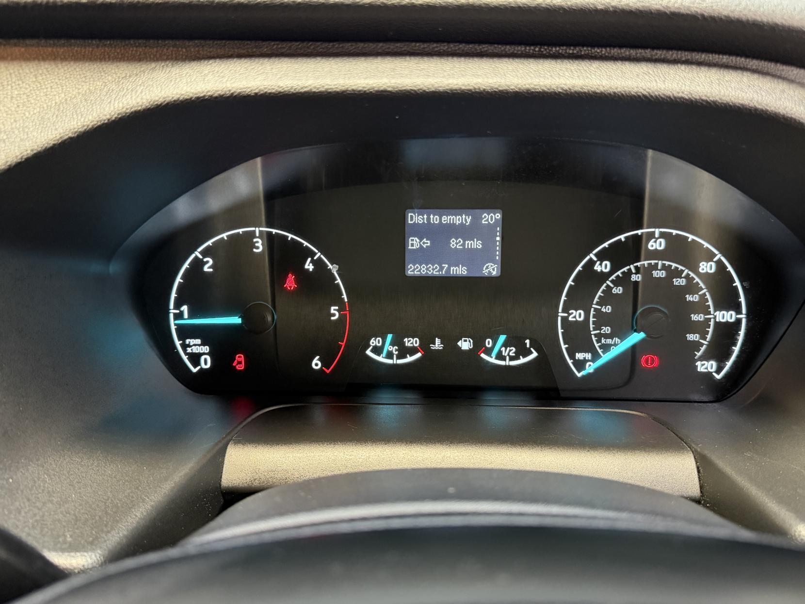 2023 Ford Transit Custom 2.0 280 EcoBlue Limited Panel Van 5dr Diesel Manual L1 H1 Euro 6 (s/s) (130 ps) - Thumbnail 21