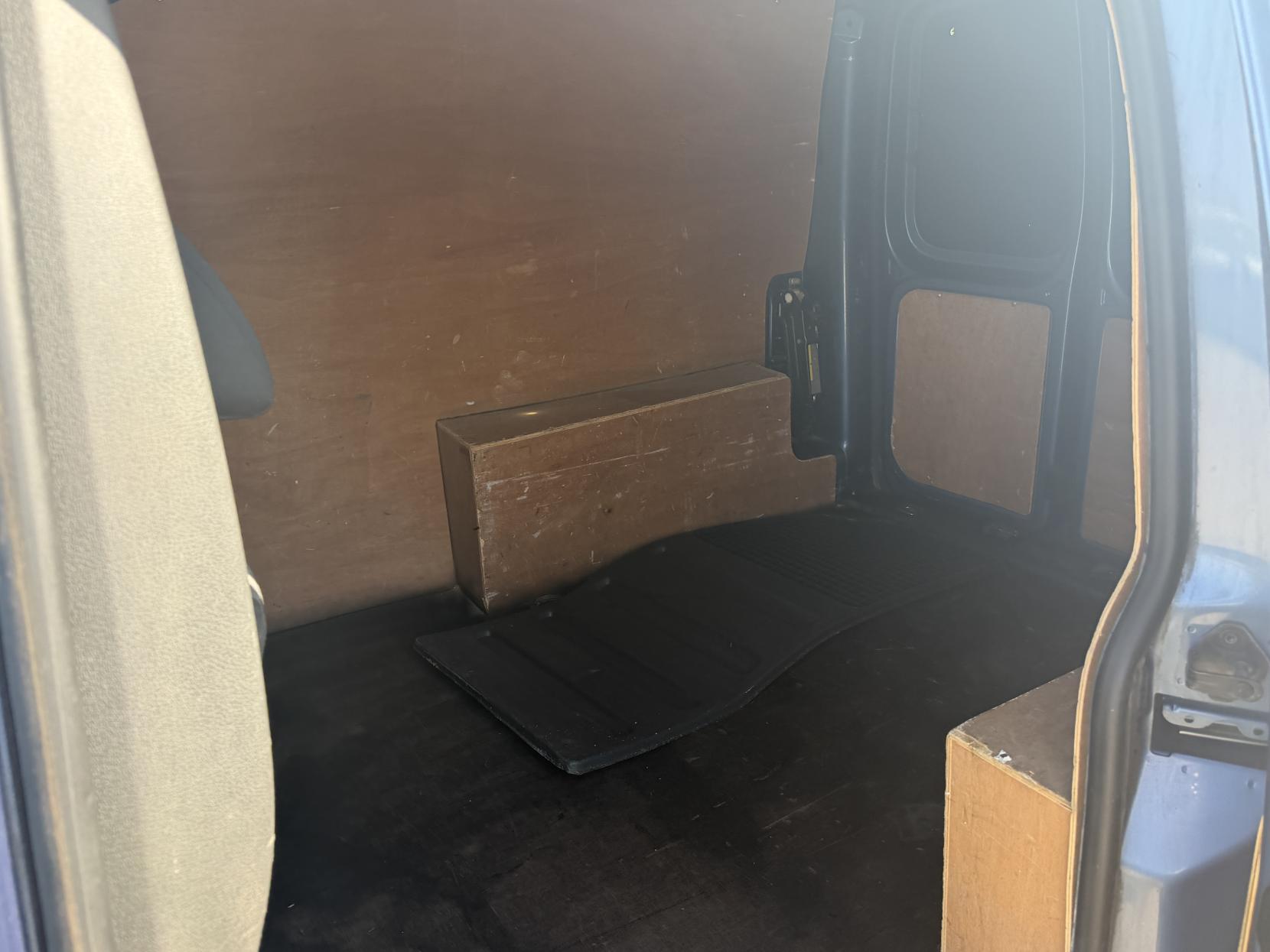 Volkswagen Caddy 1.6 TDI C20 Startline Temperature Controlled 5dr Diesel Manual L1 H1 (149 g/km, 74 bhp)