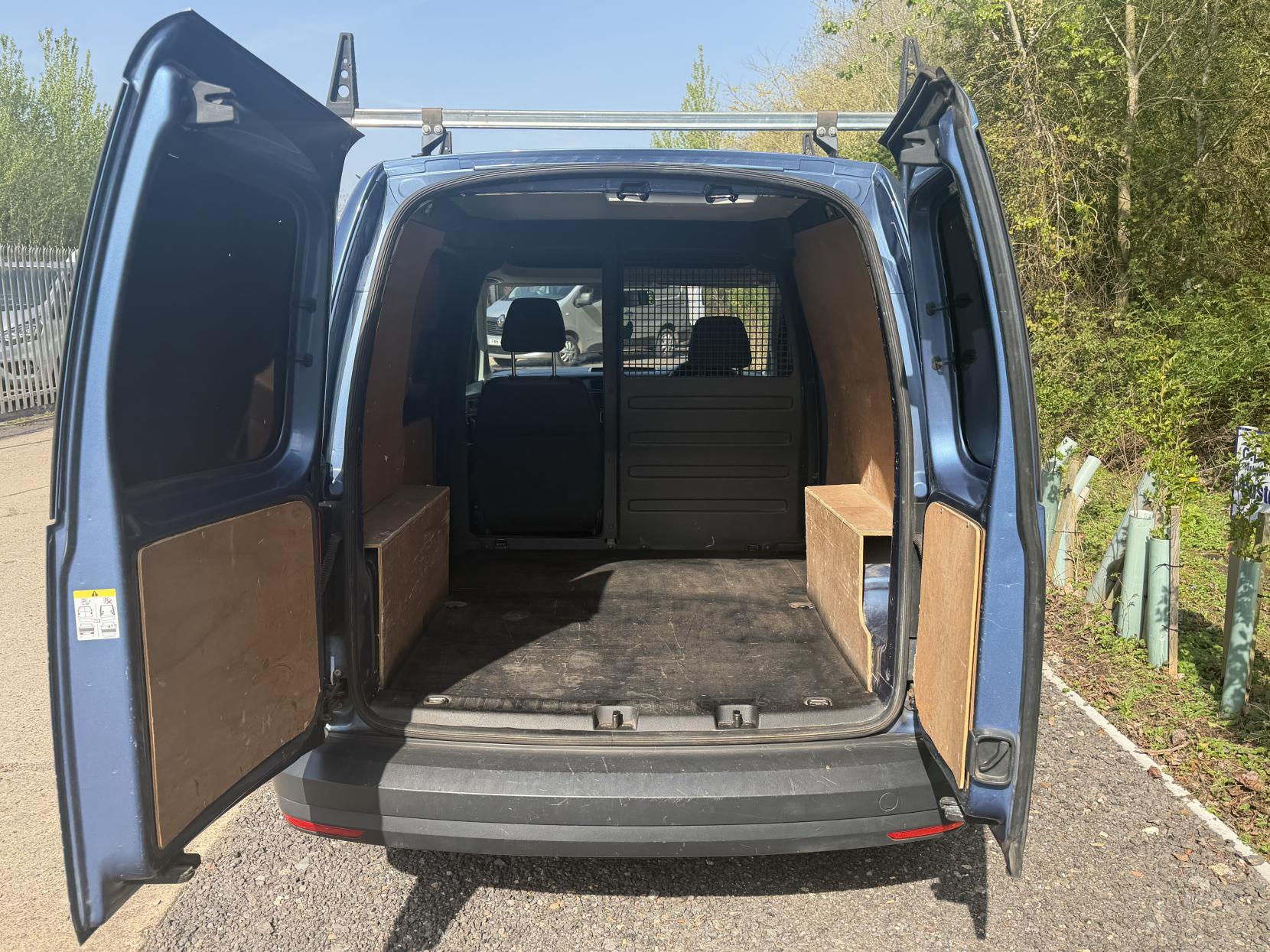 Volkswagen Caddy 1.6 TDI C20 Startline Temperature Controlled 5dr Diesel Manual L1 H1 (149 g/km, 74 bhp)