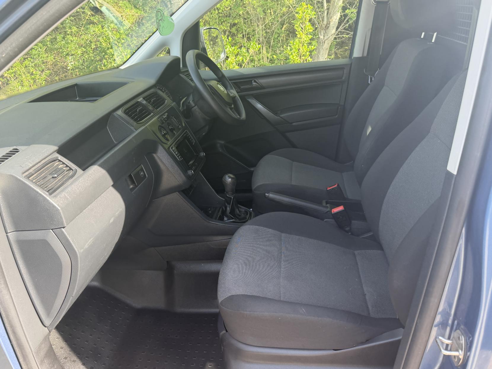 Volkswagen Caddy 1.6 TDI C20 Startline Temperature Controlled 5dr Diesel Manual L1 H1 (149 g/km, 74 bhp)