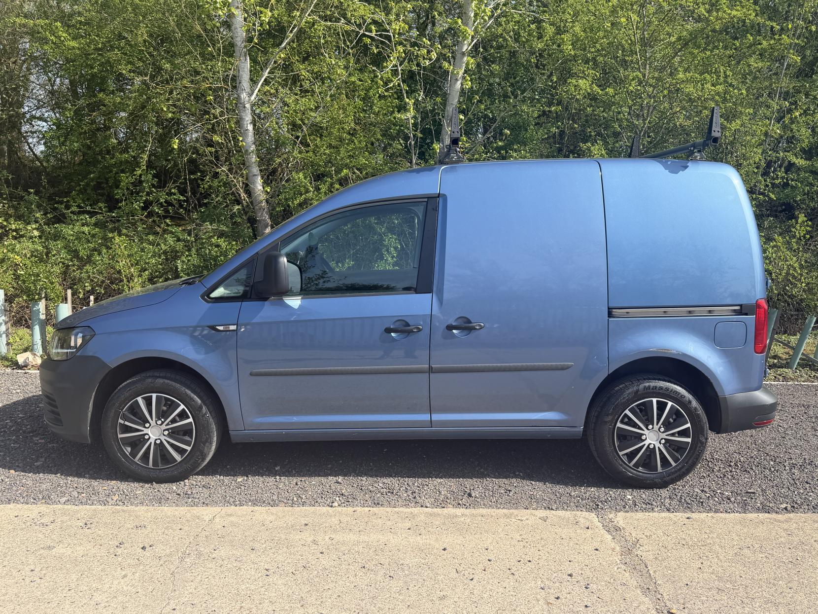 Volkswagen Caddy 1.6 TDI C20 Startline Temperature Controlled 5dr Diesel Manual L1 H1 (149 g/km, 74 bhp)