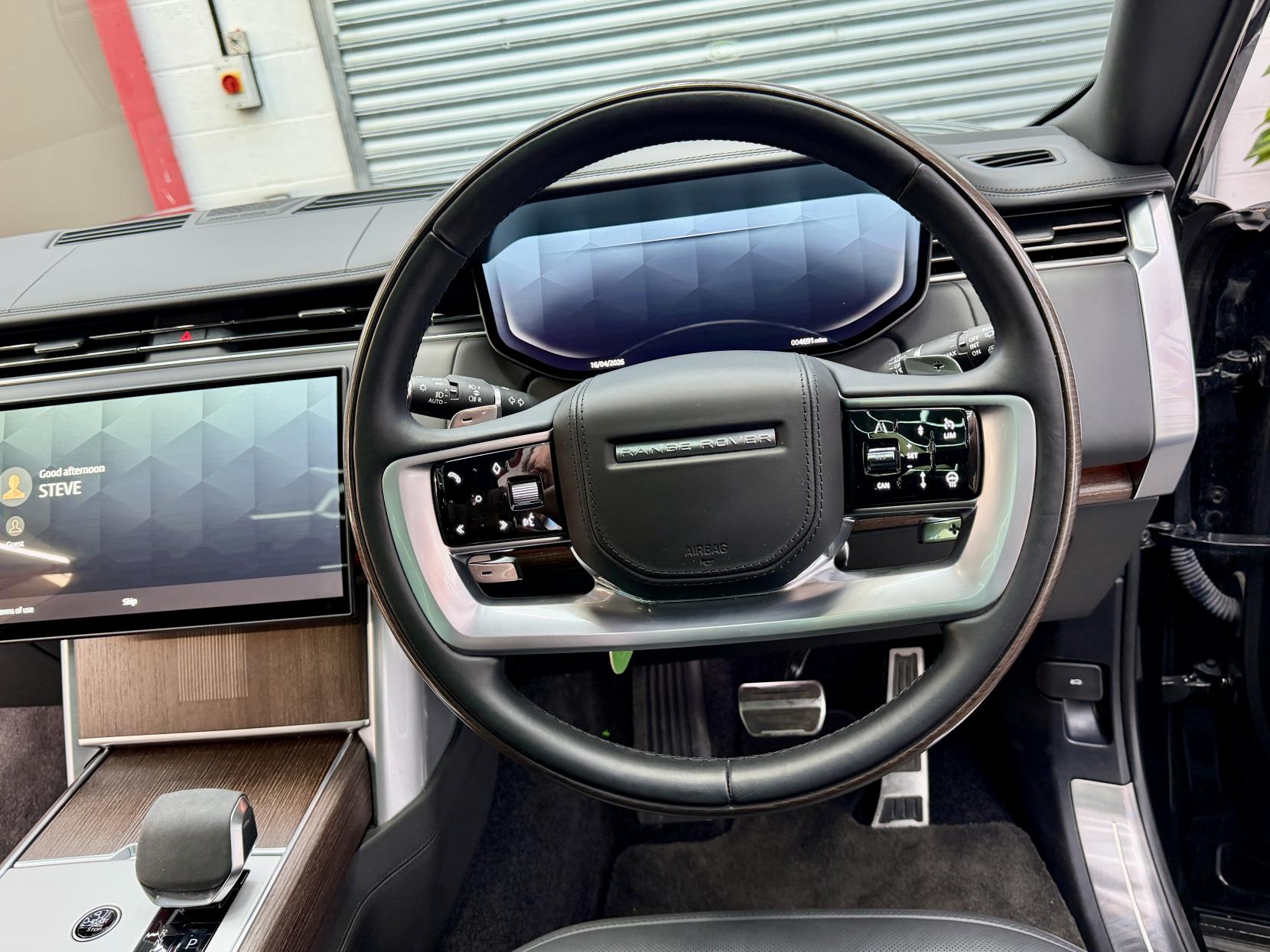 2025 Land Rover Range Rover 3.0 P400 MHEV Autobiography SUV 5dr Petrol Auto 4WD Euro 6 (s/s) (400 ps) - Thumbnail 24