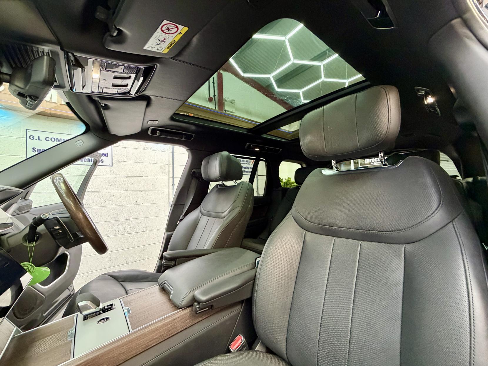 2025 Land Rover Range Rover 3.0 P400 MHEV Autobiography SUV 5dr Petrol Auto 4WD Euro 6 (s/s) (400 ps) - Thumbnail 15