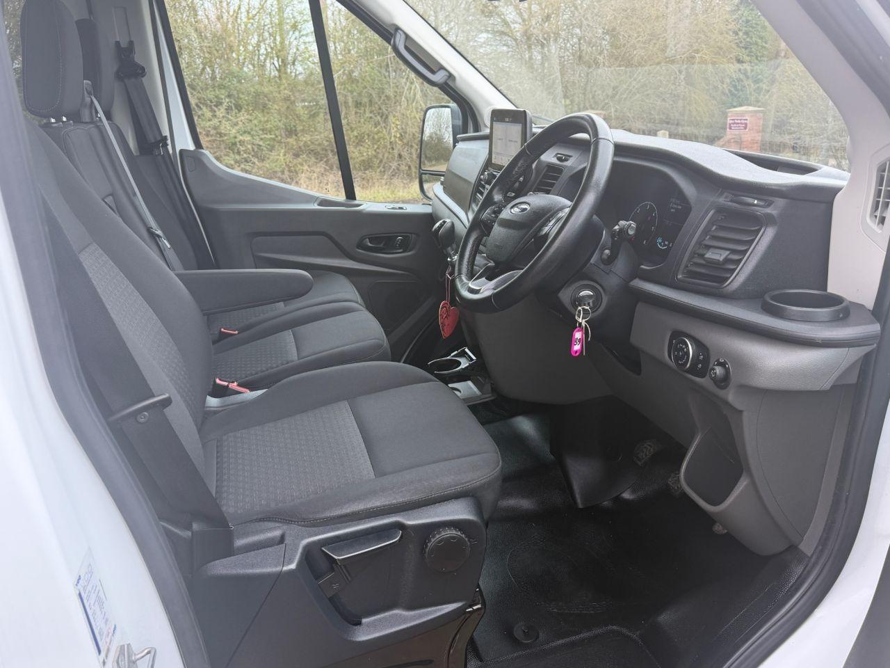 Ford Transit 2.0 410 EcoBlue Trend Minibus Double Cab 5dr Diesel Manual RWD L3 H2 Euro 6 (s/s) (15 Seat) (130 ps)