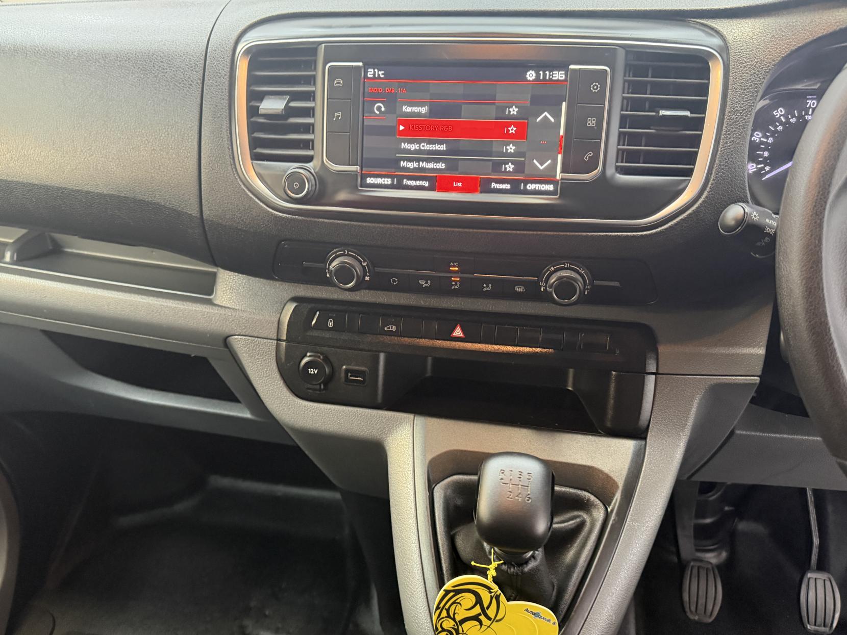 2022 Citroen Dispatch 1.5 BlueHDi 1000 Enterprise Pro XS Panel Van 6dr Diesel Manual FWD 1 Euro 6 (s/s) (100 ps) - Thumbnail 12