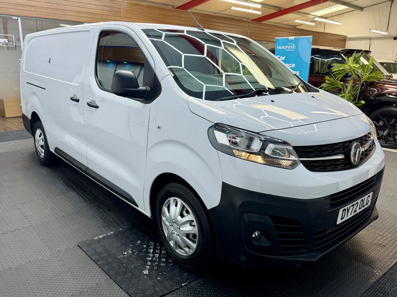 2022 Vauxhall Vivaro 1.5 Turbo D 2900 Dynamic Panel Van 6dr Diesel Manual L2 H1 Euro 6 (s/s) (100 ps) - Thumbnail 7