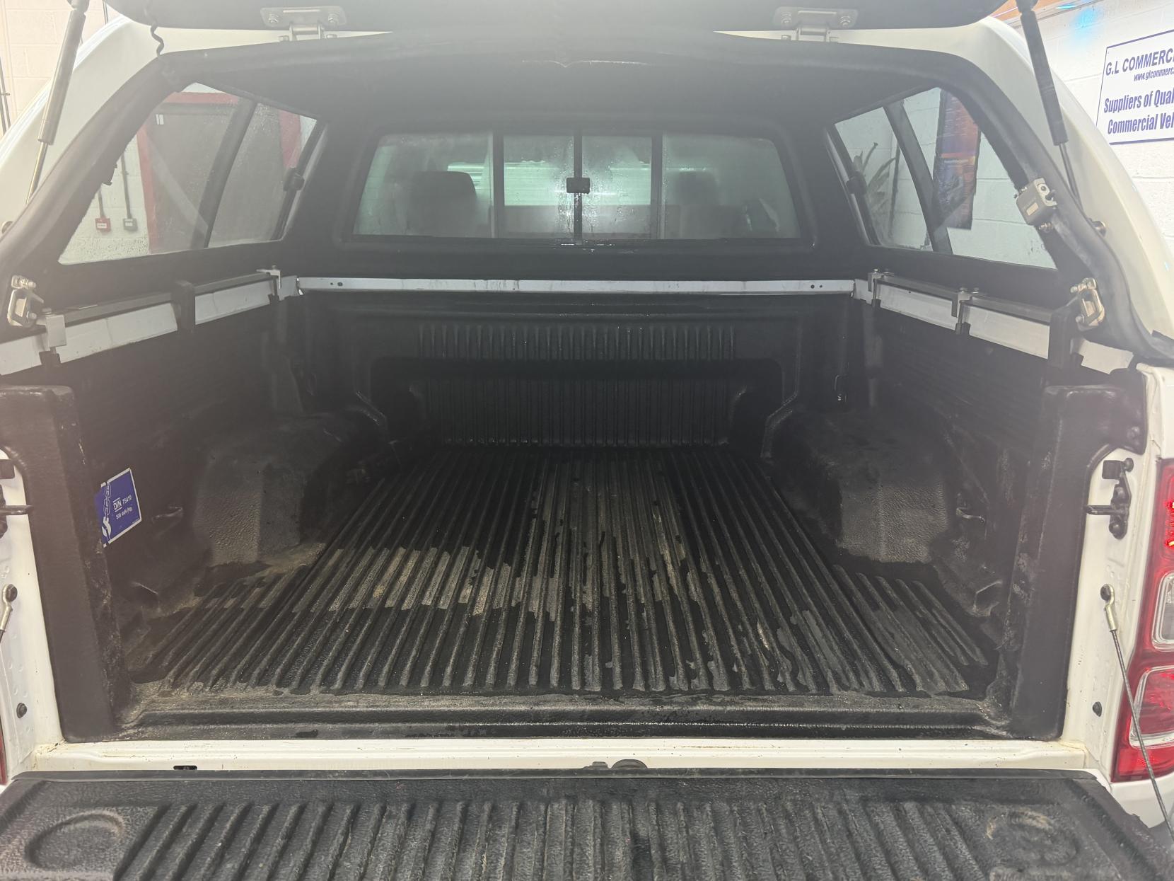 2022 Ford Ranger 2.0 EcoBlue Limited Pickup Double Cab 4dr Diesel Auto 4WD Euro 6 (s/s) (170 ps) - Thumbnail 19