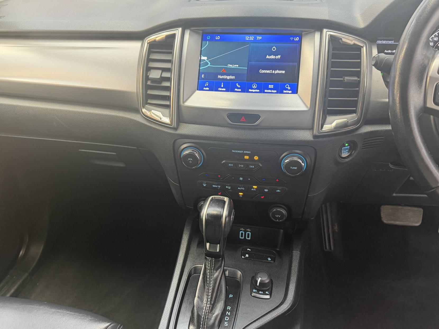 2022 Ford Ranger 2.0 EcoBlue Limited Pickup Double Cab 4dr Diesel Auto 4WD Euro 6 (s/s) (170 ps) - Thumbnail 15