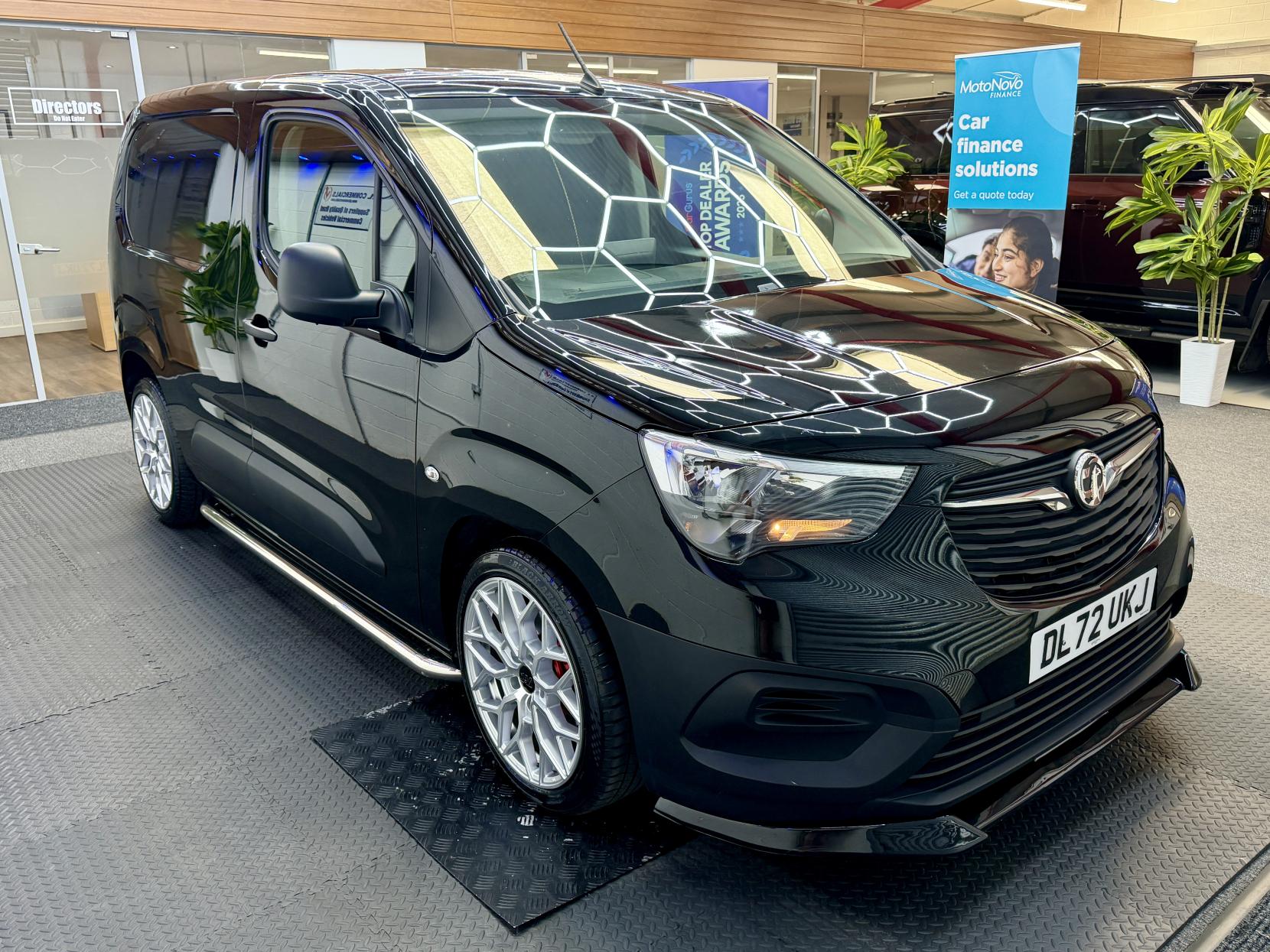 2023 Vauxhall Combo 1.5 Turbo D 2300 Prime Panel Van 5dr Diesel Manual L1 H1 Euro 6 (s/s) (100 ps) - Thumbnail 8
