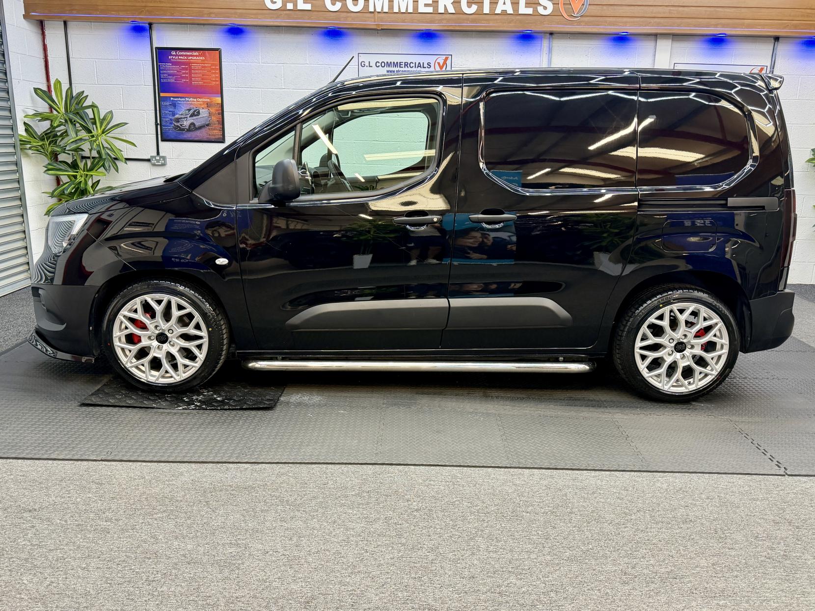 2023 Vauxhall Combo 1.5 Turbo D 2300 Prime Panel Van 5dr Diesel Manual L1 H1 Euro 6 (s/s) (100 ps) - Thumbnail 2